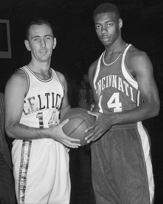 中的其余三 中的其余三